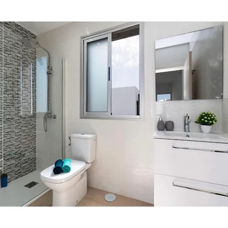 Yucca Mar Playa Blanca (Lanzarote)